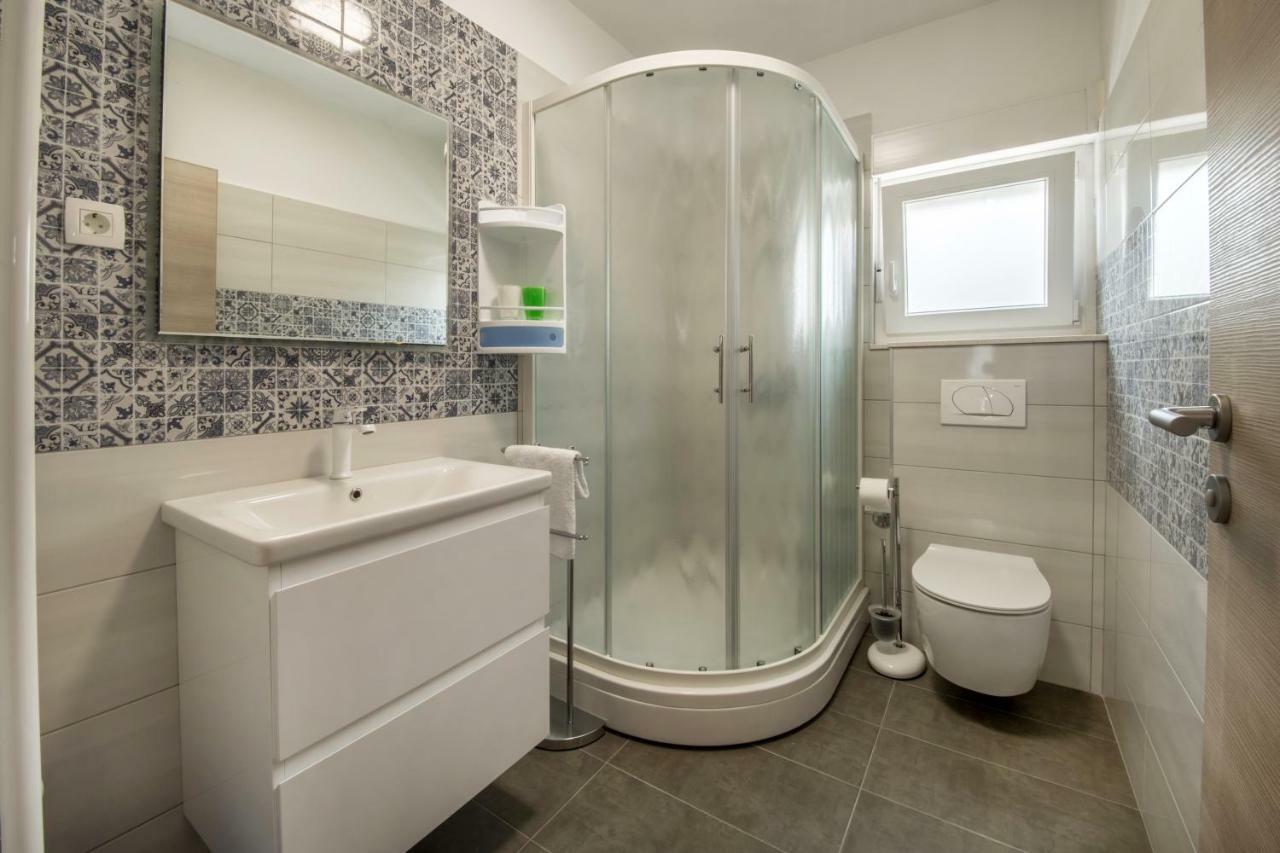 Ac Apartment With 2 Bedrooms And 2 Bathrooms-Free Private Parking Spalato Esterno foto