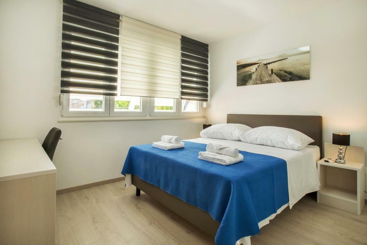 Ac Apartment With 2 Bedrooms And 2 Bathrooms-Free Private Parking Spalato Esterno foto